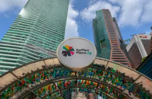 Raffles Place Singapore dining and food guide featuring restaurants and cafés in the central business district.